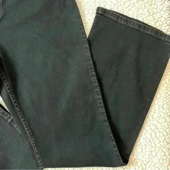 NWT J.Jill Bootcut Tried & True Black Stretch Relaxed Jeans Size 4 - Picture 8 of 13